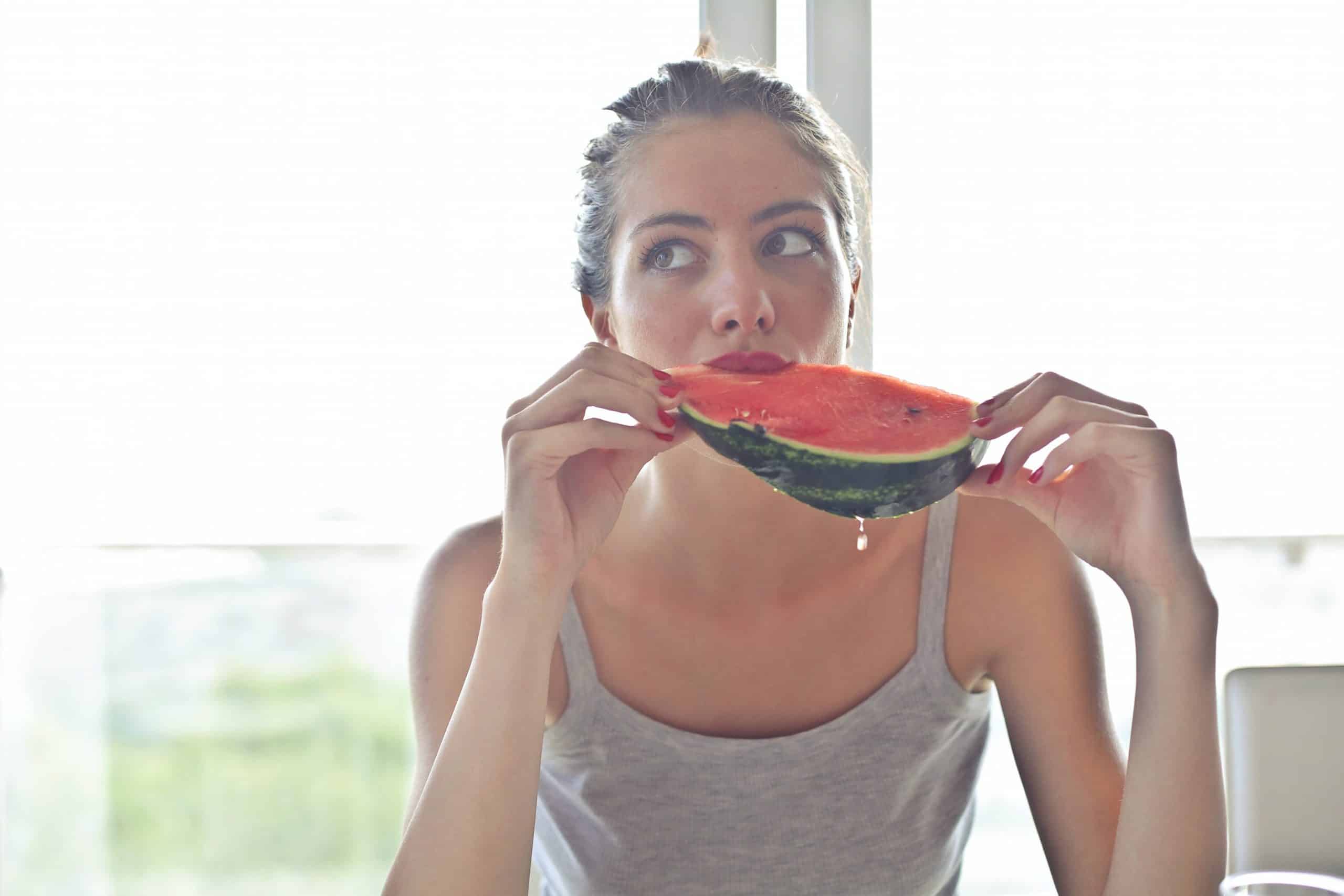 Czy podczas diety odchudzającej można spożywać wszystkie owoce?